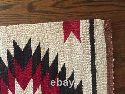 1 Beautiful Antique Native American Navajo Early 20th Centur Rug 23 X 33