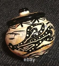 1948 EARLY Mana Signed Art Pottery Arizona Native American Covered Pot 4.5 1981