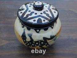 1948 EARLY Mana Signed Art Pottery Arizona Native American Covered Pot 4.5 high