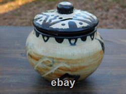 1948 EARLY Mana Signed Art Pottery Arizona Native American Covered Pot 4.5 high