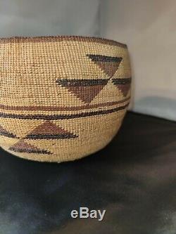 19th Or Early 20th Century Yurok Native American Basket