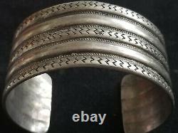 60 Grams! Early Native American 5 Row Hand Wrought Ingot Silver Cuff Bracelet