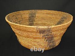 A Very Early and tightly woven Pomo basket, Native American Indian, Circa 1895