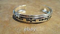 ABSOLUTE GEM! EARLY TOMMY SINGER (d.) Navajo Sterling Silver DESIGN Bracelet