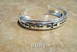 ABSOLUTE GEM! EARLY TOMMY SINGER (d.) Navajo Sterling Silver DESIGN Bracelet