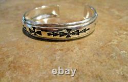 ABSOLUTE GEM! EARLY TOMMY SINGER (d.) Navajo Sterling Silver DESIGN Bracelet