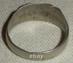 ANTIQUE EARLY ISLETA PUEBLO CROSS COIN SILVER RING HAND ENGRAVED SIZE 8.5 vafo