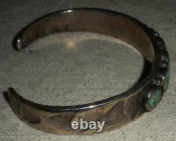 ANTIQUE EARLY NAVAJO TURQUOISE COIN SILVER BRACELET CLASSIC STAMPWORK vafo