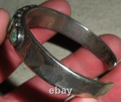 ANTIQUE EARLY NAVAJO TURQUOISE COIN SILVER BRACELET CLASSIC STAMPWORK vafo