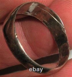 ANTIQUE EARLY WELL WORN NAVAJO STERLING SILVER RING SIZE 8.5 vafo