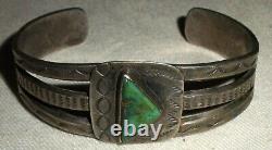 ANTIQUE NAVAJO TRIANGLE TURQUOISE EARLY STAMPWORK STERLING SILVER BRACELET vafo