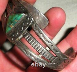 ANTIQUE NAVAJO TRIANGLE TURQUOISE EARLY STAMPWORK STERLING SILVER BRACELET vafo