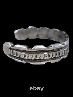Antique Ingot Silver Early Navajo Scalloped Edge Stampwork Cuff Sz 7