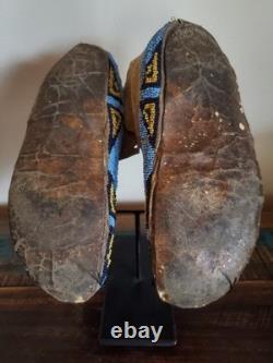 Antique OLD Native American Indian plains beaded early 1860s moccasins 19th c