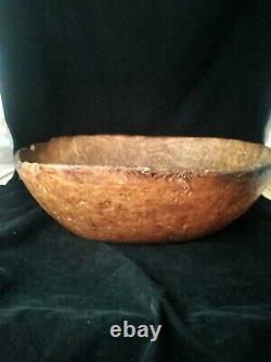 Antique vintage early American burl wood bowl