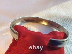 Authentic Tommy Singer Navajo Artist Sterling Cuff Bracelet Early Signature