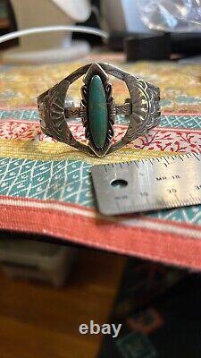 Bell Trading Post Early Large Turquoise Bracelet A21