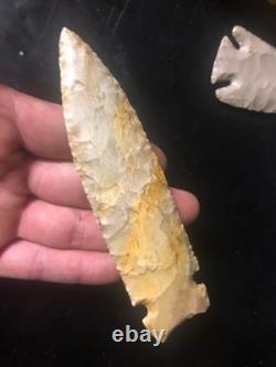 Big osceola greenbrier, 5 3/4 long. Early archaic extremly nice spear, tenn creek