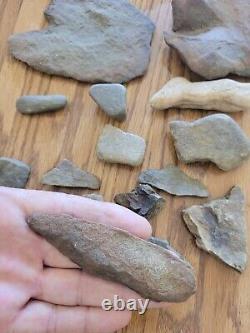 Bird Effigy Hand Table Native American Indian Stone, Artifacts, Tools. Rock Art