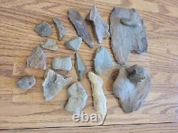 Bird Effigy Hand Table Native American Indian Stone, Artifacts, Tools. Rock Art