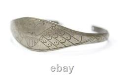 Carved silver bracelet clasped early 1800s coin silver Phoenix Shield 7.25 inch