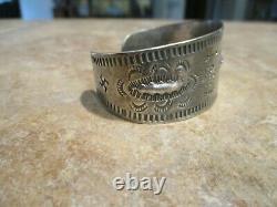 EARLY 1900's NAVAJO Coin / Sterling Silver STAMPED DESIGN Bracelet with Logs