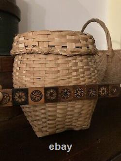 EARLY 20TH C NATIVE AMERICAN SWEET GRASS BASKET With Lid Eastern Woodlands Tribe