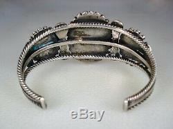 EARLY NAVAJO or PUEBLO INDIAN TWISTED STERLING SILVER & 3 TURQUOISE BRACELET