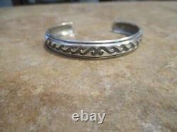 EARLY TOMMY SINGER (d.) Navajo Sterling Silver Overlay WAVE DESIGN Bracelet