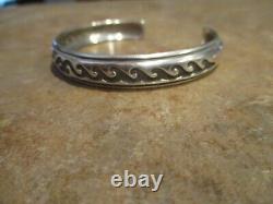 EARLY TOMMY SINGER (d.) Navajo Sterling Silver Overlay WAVE DESIGN Bracelet