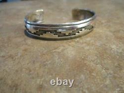 EARLY Tommy Singer (d.) Navajo Sterling Silver PATTERN DESIGN Bracelet