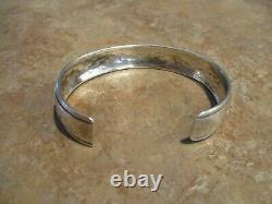 EARLY Tommy Singer (d.) Navajo Sterling Silver PATTERN DESIGN Bracelet