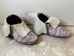Early 1900's Antique Native American Central Plains Beaded Moccasins VGC