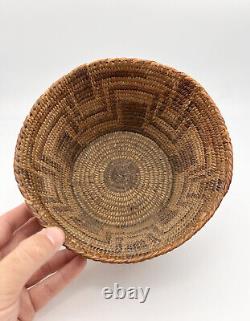 Early Antique Native American Papago Indian or Pima Basket