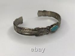 Early Bell Trading Post sterling silver cuff bracelet Turquoise Native J21-1177