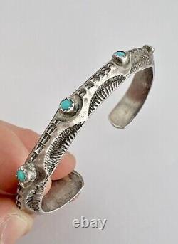 Early Fred Harvey Era Navajo Sterling Silver Turquoise Carinated Cuff Bracelet