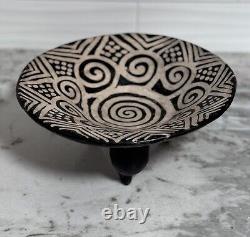 Early Native American  Hand Painted Tri-Footed Large Pottery Bowl #885