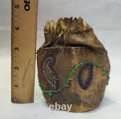 Early Native American Indian Beaded Tobacco / Medicine Bag