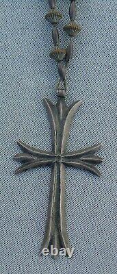 Early Native American Navajo Religious Necklace Cross and necklace silver/copper