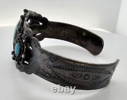 Early Native American Sterling Silver & Turquoise Cuff Bracelet