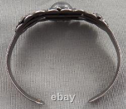 Early Navajo Indian Jewelry Tourist Bracelet, Silver Products Coin Silver Marked