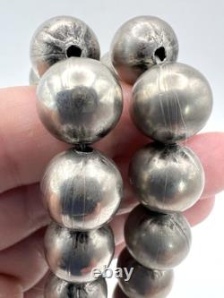 Early Navajo Pearls Heavy OLD PAWN Silver Beads 25 164 Grams