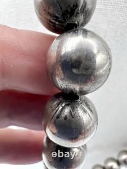 Early Navajo Pearls Heavy OLD PAWN Silver Beads 25 164 Grams