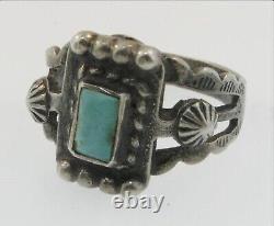 Early Navajo Silver & Turquoise Ring / Native American Southwest 1920's