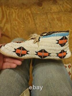 Early Plains Sioux Indian Native American Beaded Moccasins Beads Size 10