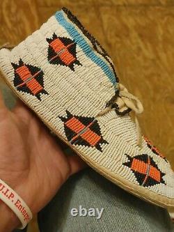 Early Plains Sioux Indian Native American Beaded Moccasins Beads Size 10