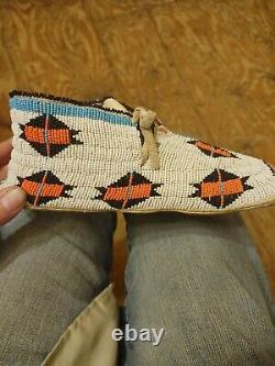Early Plains Sioux Indian Native American Beaded Moccasins Beads Size 10