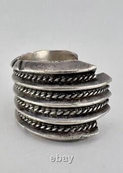 Early Vtg Navajo Sterling Silver Ingot Carinated Twist Wide Cuff Bracelet 120g