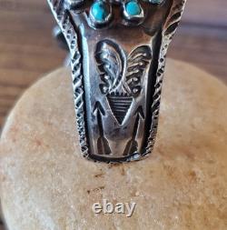 Early navajo sterling Silver Native American Turquoise cluster repousse cuff