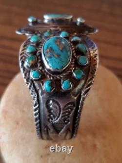 Early navajo sterling Silver Native American Turquoise cluster repousse cuff